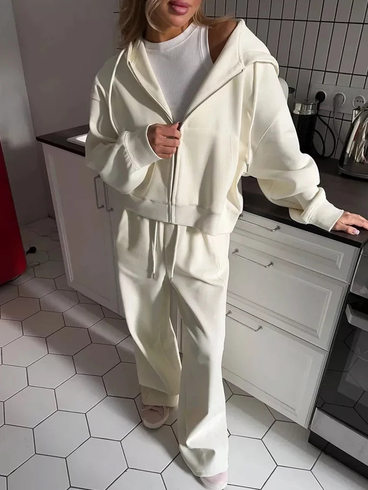 🍂 Autumn Women’s Tracksuit with Zipper & Hood – Casual Two-Piece Set