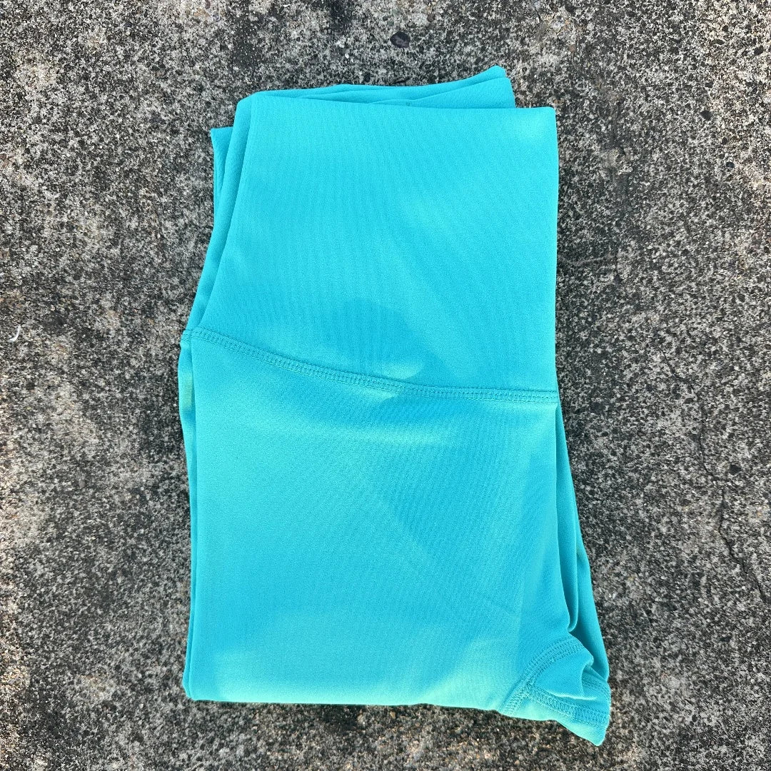 🧘 Solid Color High Waist Yoga Leggings with Back Waist Pocket